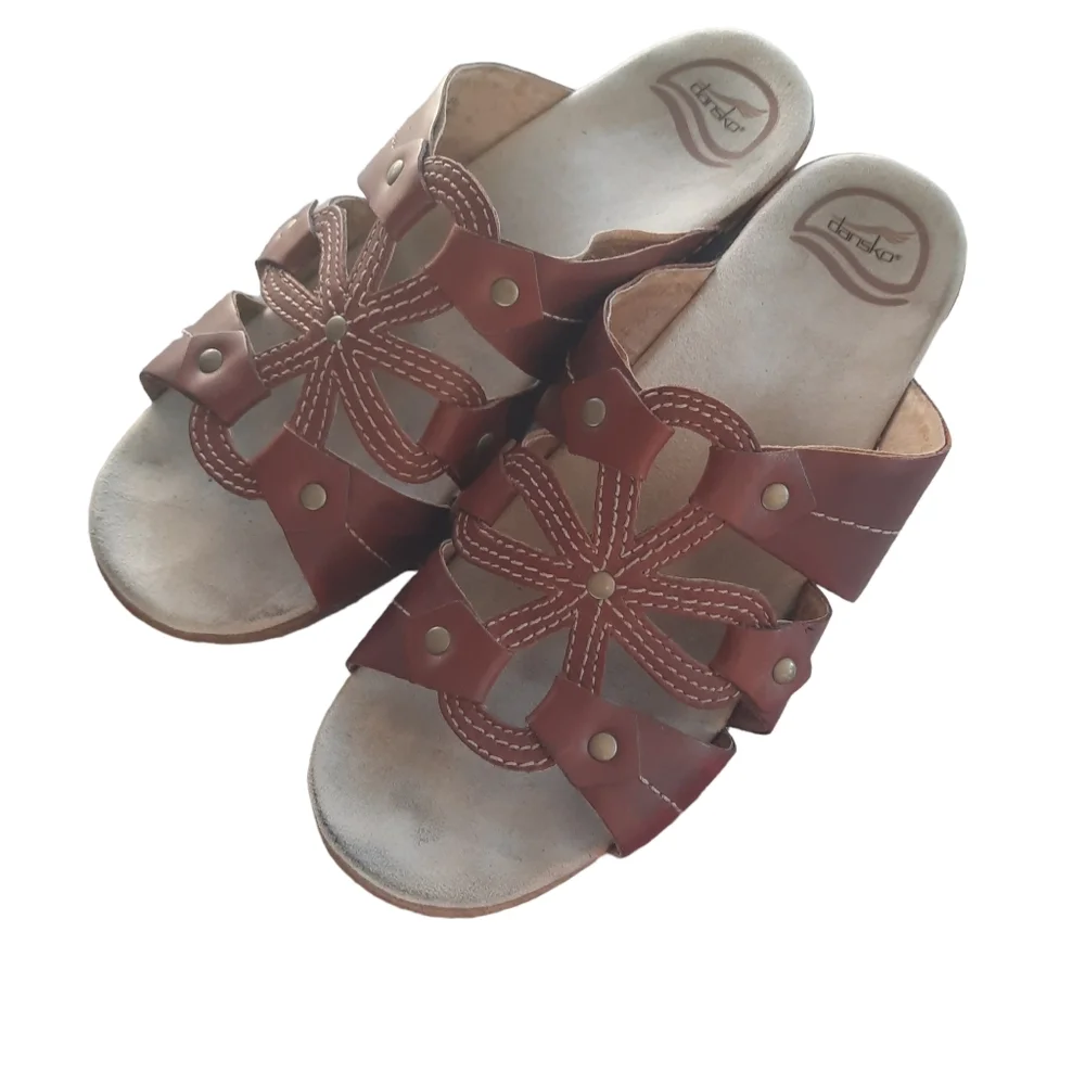 Dansko Serena Wedge Clog Sandal Leather brown Flower - Picture 5 of 12